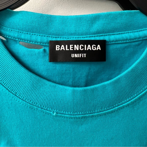 Balenciaga T-Shirt - Picture 2 of 7